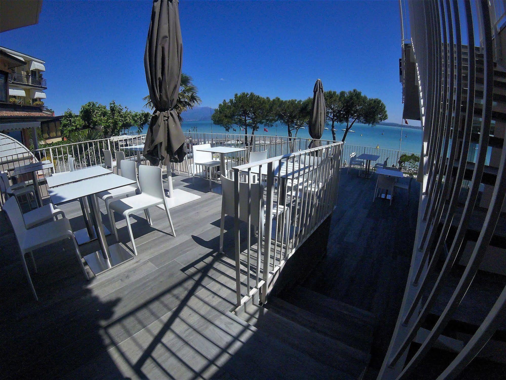 Hotel Ca' Serena Sirmione Esterno foto